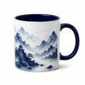 Keramiktasse 350 ml Weiß Dunkelblau mit Berglandschafts Motiv